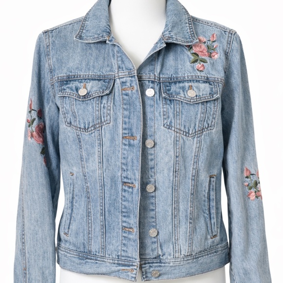 Guess Jackets & Blazers - Guess Floral Embroidered Rose Denim Jacket Light Wash Trucker Boho Size Medium